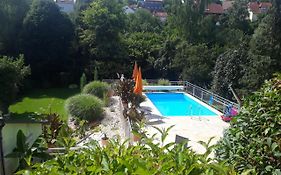 Pension Am Weinberg Bed & Breakfast